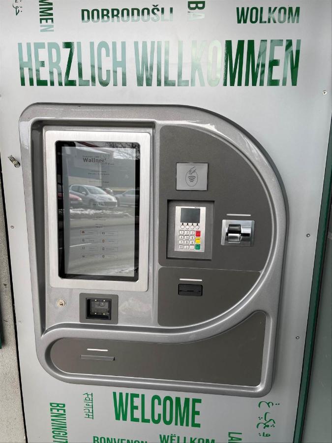 Hotel Restaurant Wallner I Contactless Check-In St. Valentin Dış mekan fotoğraf