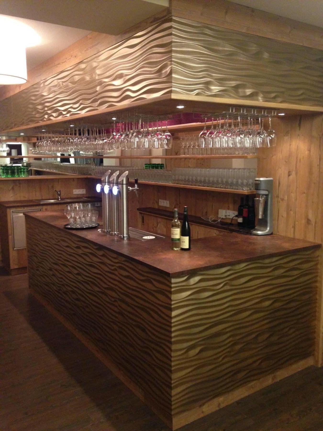 Hotel Restaurant Wallner I Contactless Check-In St. Valentin Dış mekan fotoğraf